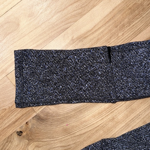 Lululemon cypress kiss long sleeve - Picture 2 of 5